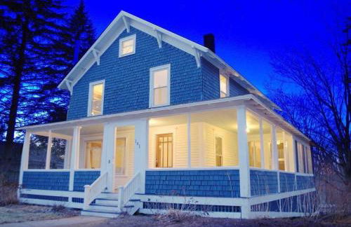 The Craftsman Farmhouse with Modern Flair - Photo 29