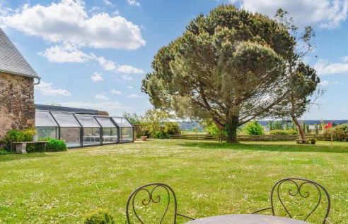 Beautiful Home In Pleudaniel - Photo 9