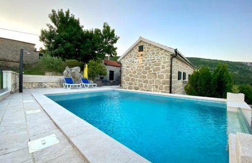 Jukini Dvori Villa with a view of the Green lake - Foto 3