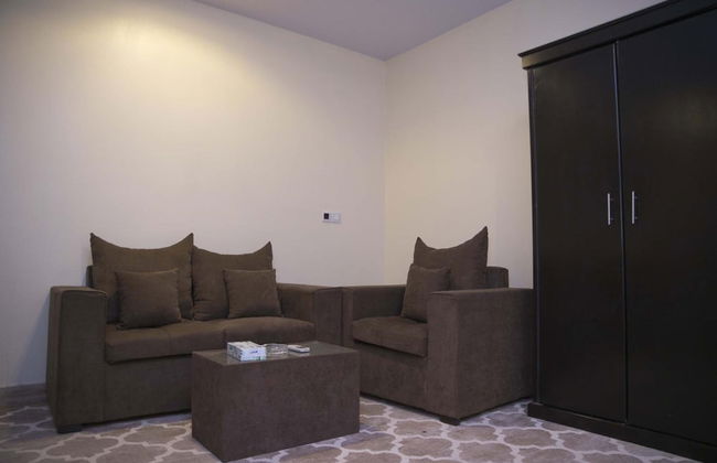 Al Eairy Furnished Apartments Qassim 4 - Photo 48