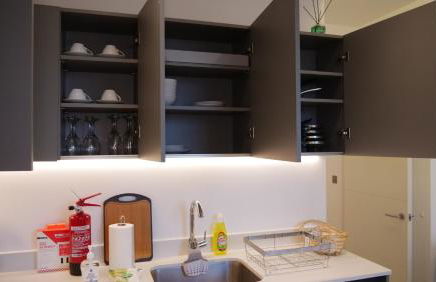 Stylish 2 bedrooms, 2 bathrooms with workspace in Milton Keynes - Photo 12