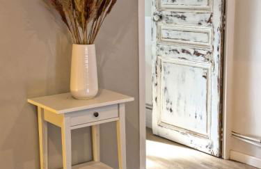 Le Romarin - Piscine, Sauna et Vue - Charme Provençal Authenticité - Bastide La Parette - Foto 9