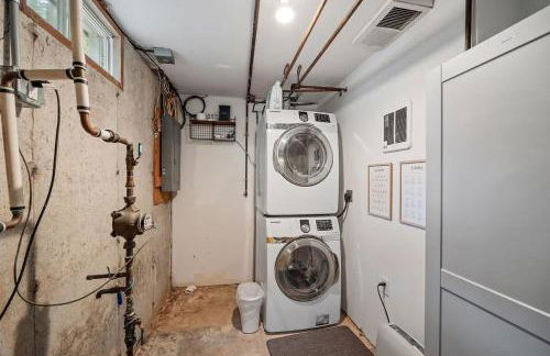 Cozy Mountain Retreat Fireplace Deck Near Lakes - Foto 29