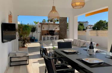 Casa Laura by Sun & Sea Homes - Photo 3