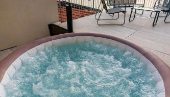 DN ART ROYALE - APT D first floor with lake view terrace and hot tub - APT N ground floor with internal whirpool - Foto 2