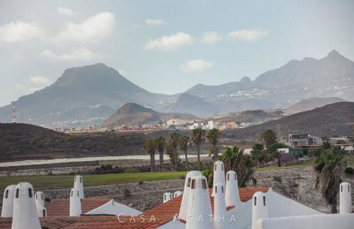 CASA AGATHA - 3 terraces, AC, tv channels, 2 bedrooms & bathrooms, heated pool - Foto 39