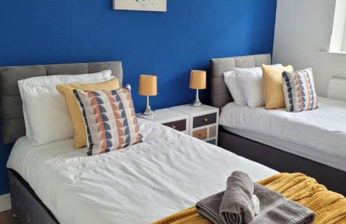 Private Spacious 2 Bedroom, 2 Bathroom & 2 Parking by Srk Accommodation - Foto 11