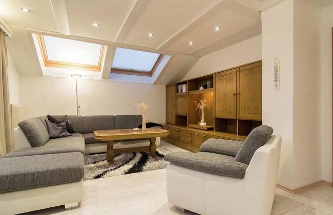 Holiday Home in Rennweg Near Ski Slopes - Photo 11