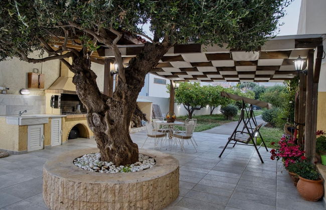 Garden House by Estia - Photo 21