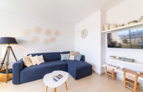 Just at the heart of the village - Photo 13