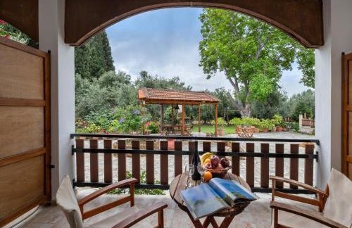 Vergonis Studios - Photo 71