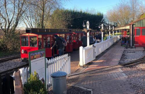 Hilly Haven & Luxury Wagon in the Forest of Dean - Foto 37