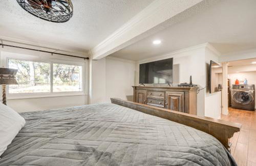 Panoramic Lake Views! Elegant Marble Falls Home - Foto 21