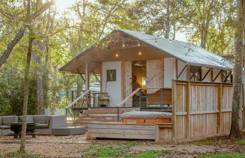 Premium Lakefront Cabin 2 The Magnolia - Foto 8