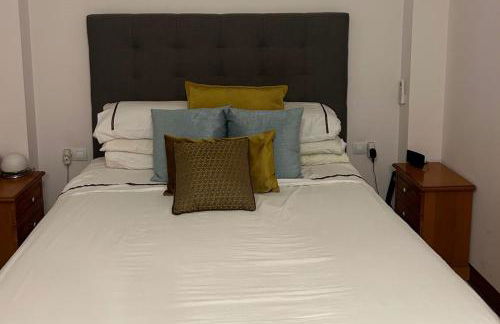 House -Sleeps 6-Garden-Fireplace - Photo 25