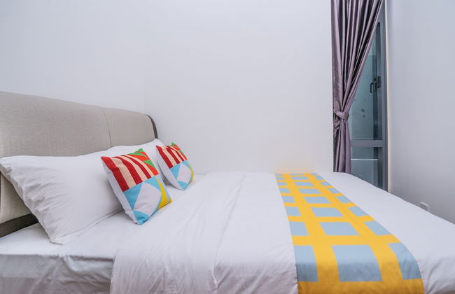 OYO Home 89725 Beautiful 3br Grand Medini - Foto 13