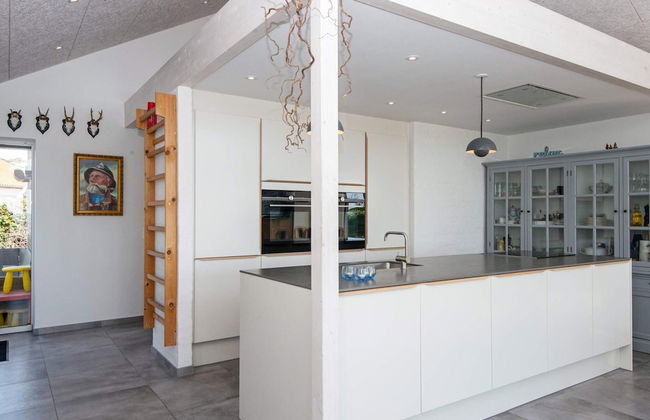 8 Person Holiday Home in Odder - Foto 5