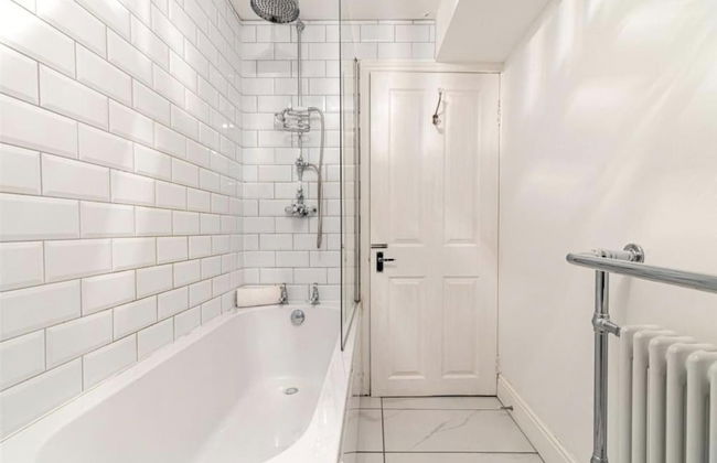 Walk Anywhere From This Cosy Central Flat - Foto 7