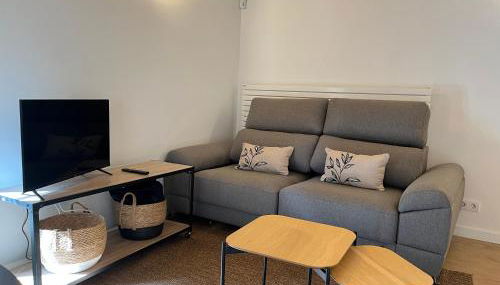 Apartaments ApturVic en el Centre Històric - Photo 2