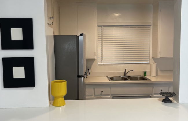 Hollywood Business Suites - Foto 17