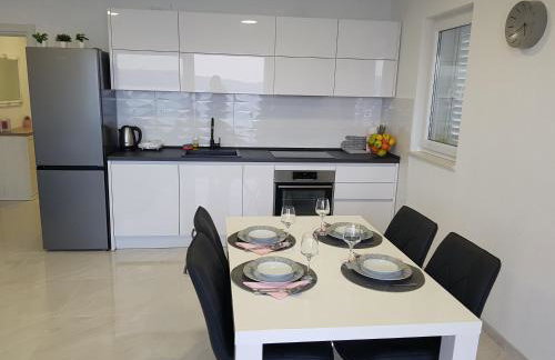 La Vista apartments - Photo 31