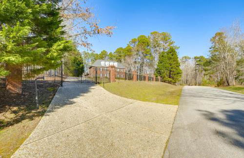 Hike, Golf and Boat Wake Forest Home with Yard - Foto 24