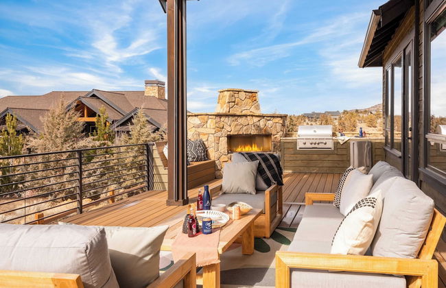 Heritage by Avantstay Luxe Oregon Retreat + Deck - Foto 31