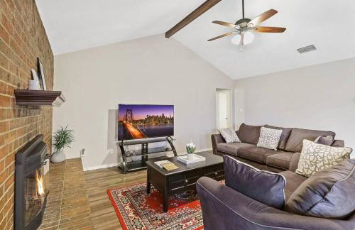 cozy house Saginaw TX 3BR 2BA Sleeps 10 just 12 minutes downtown fort worth - Foto 9