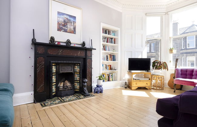 JOIVY Gorgeous 1-Bed Flat With A Shared Garden - Photo 15