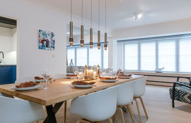 Spacious Apartment With Parking on Prime Location - Foto 11