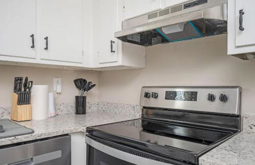 Family & Dog Friendly 4BD-3BA in Stone Mountain - Foto 13