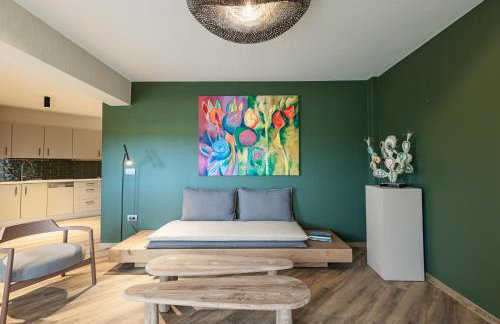 Boutique Saline Apartments - Green - Photo 42