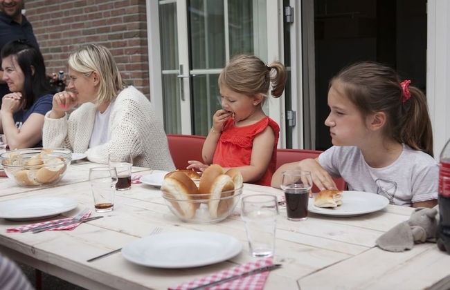 Detached Combined Bungalow with Garden near Veluwe - Photo 28