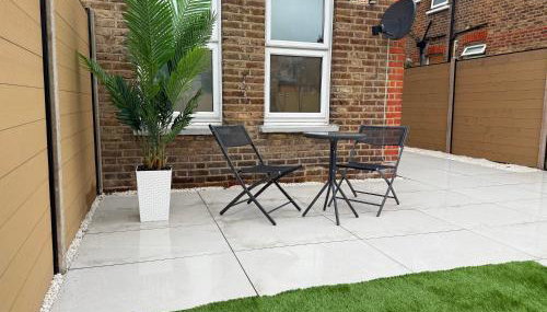 Cosy & Stylish - Boho 2 bed flat with Garden - Foto 4, Garden, Garden view