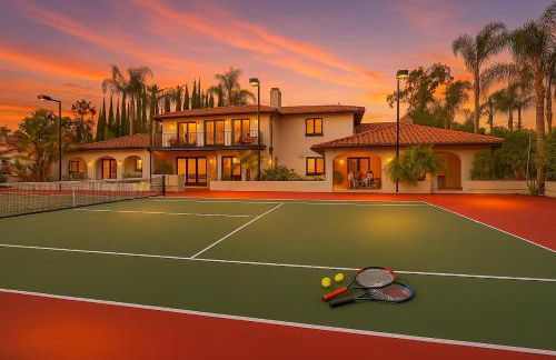 Estate with Heated Pool & Jacuzzi & Tennis Court - Foto 1
