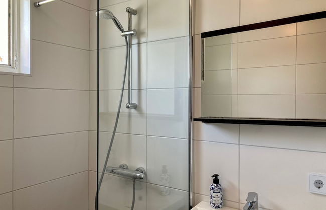 House Olivia 6p With Private Garden and Close to Lake Lauwersmeer - Foto 13