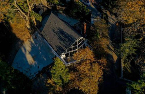 The Crown A-Frame Gated Central AC Lake Access - Foto 26