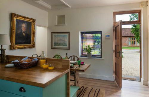 The Clock Tower & Dairy - Two x 2 Bed Barns with Indoor Pool - Photo 43