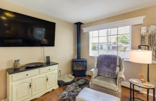 Hot Tub & Fire Pit: Serene Clifton Retreat! - Foto 6