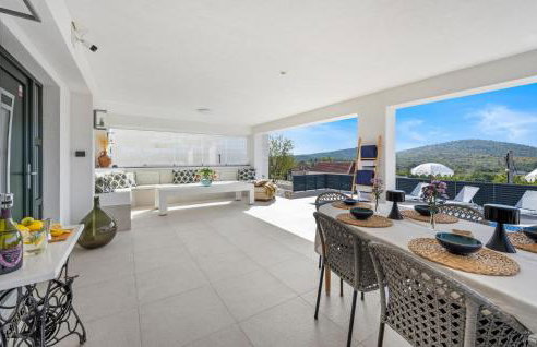 4 Bedroom Amazing Home In Vodice - Foto 17