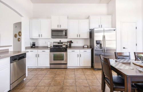 AZ Sun Palm Retreat w/optional Private Heated Pool - Foto 10