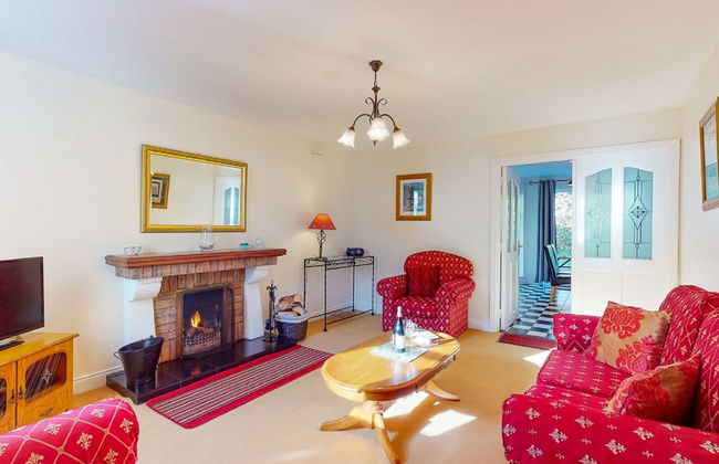 3 bedroom House in Arklow with garden - Photo 3