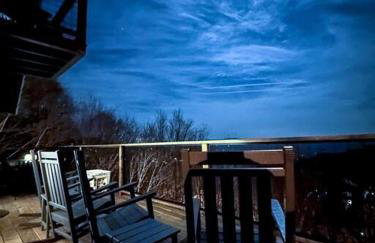 1MMView-2Kings-HotTub-PoolTable-Arcade-Waterfall - Foto 18