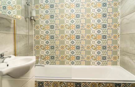 Free Parking New Modern Gem in Harrow - Photo 43