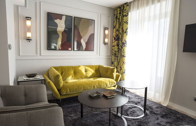 U-Sense Madrid Santa Ana - Foto 1