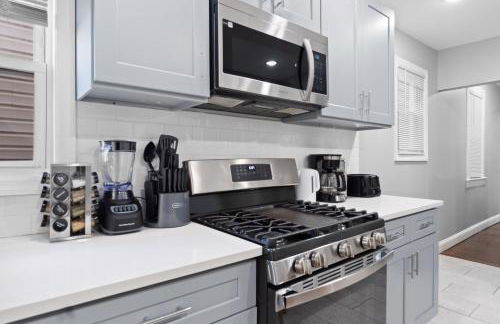 Urban Charm | Near EWR Airport Easy Access to NYC - Foto 9