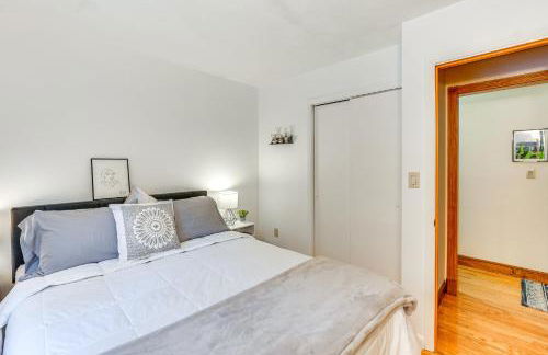 Peaceful 1-Acre Parksville Home Large Deck and Yard - Foto 18