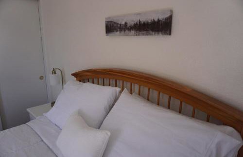 Panoramic View 2br on Hill in Uptown Oakridge - Foto 8