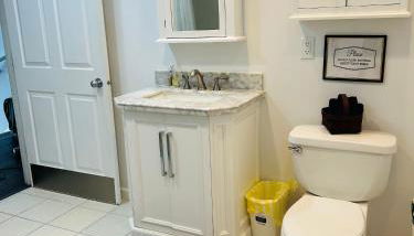 Hot Tub Stunning Mountain Views 2 kitchens 4 bedroom 2 bathroom - Foto 3