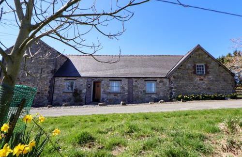 Walnut Cottage - Photo 1